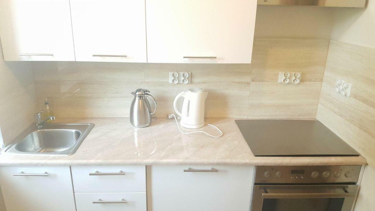 Cecylia Apartment
